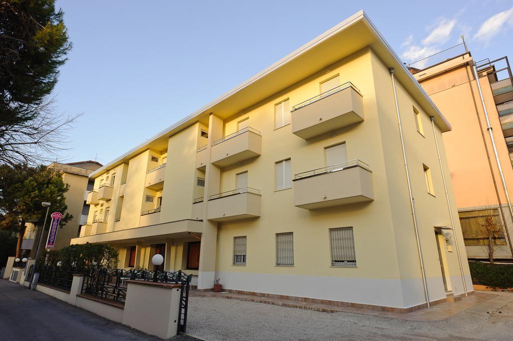 Hotel Vannucci Rimini Ngoại thất bức ảnh